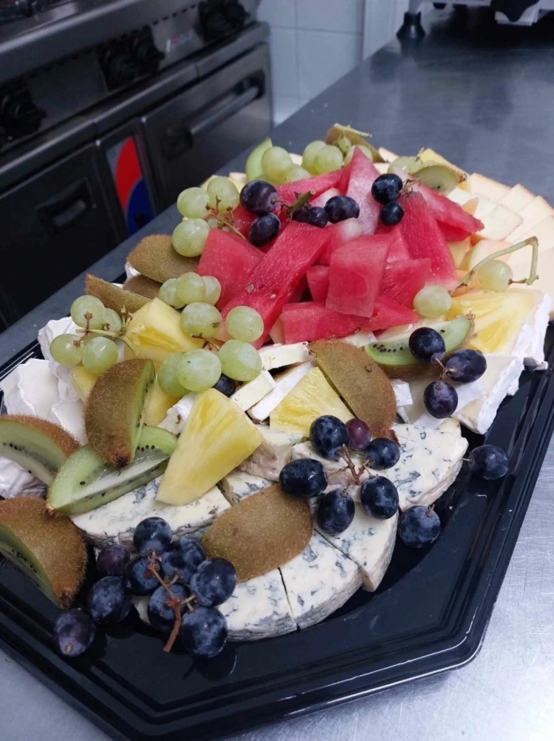 Plateau de fromages et de fruits de Traiteur Norys